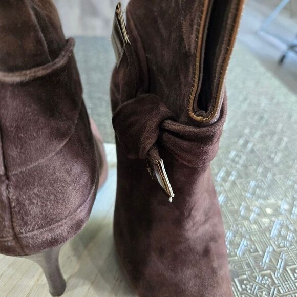 🐢 Colin Stuart Suede Pumps/ Booties Size 5B - Picture 9 of 17